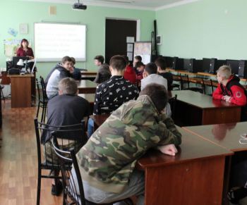 IMG b351e47d5cdca7eba2618f3c4a584bb9 V